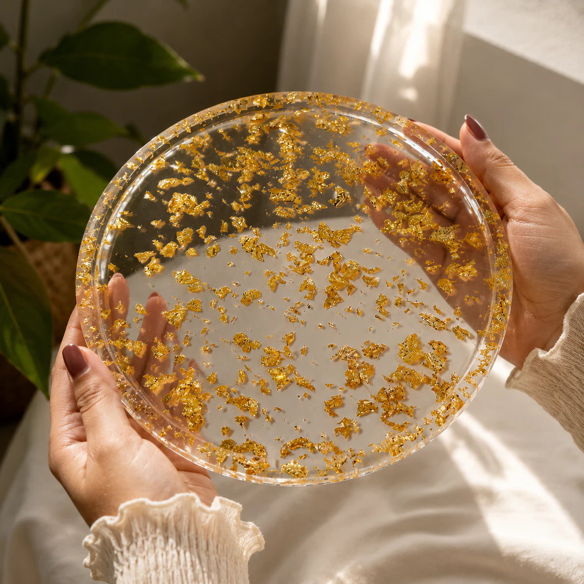 Handcrafted Resin Round Tray with Golden Flakes