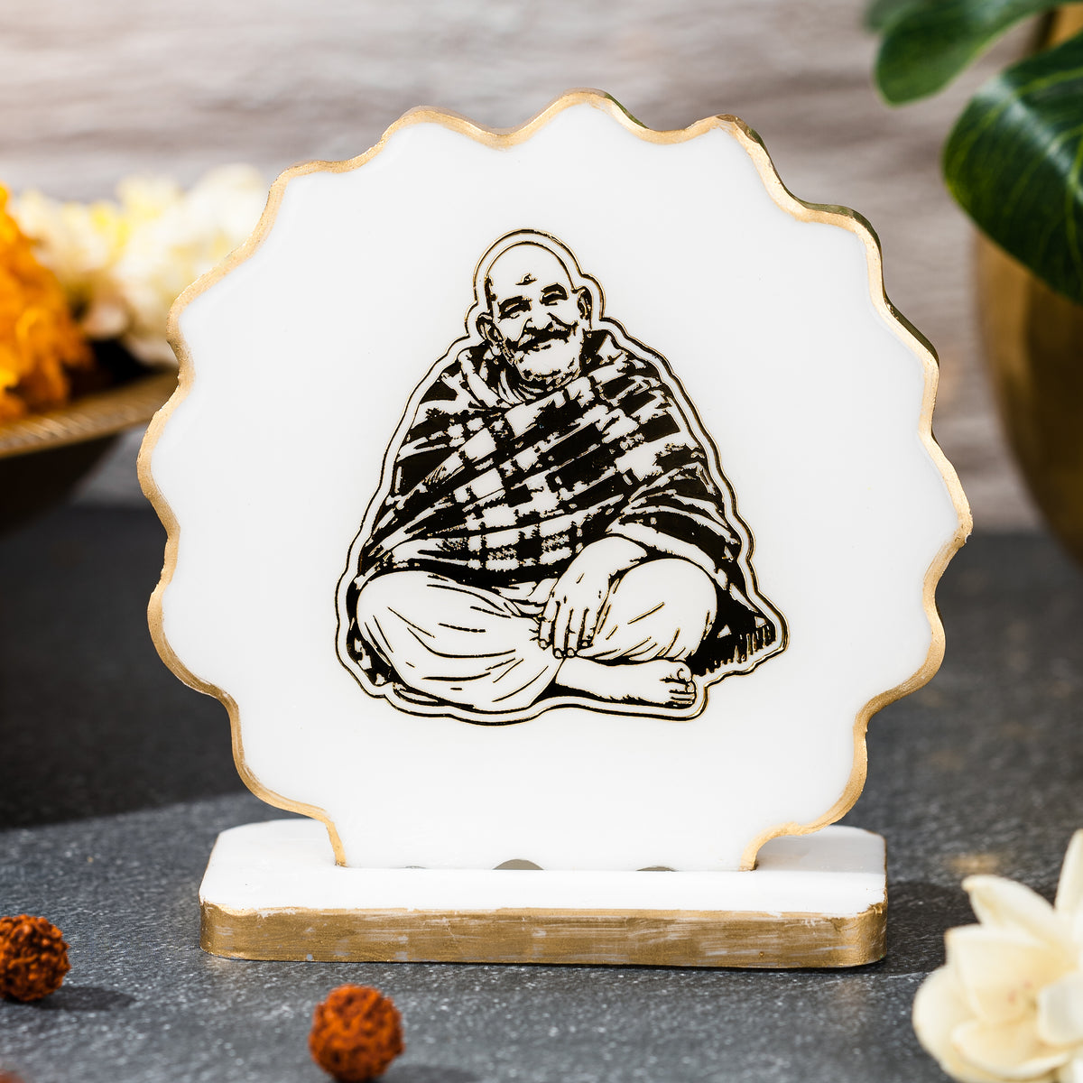 Handcrafted Resin Neem Karoli Baba Dashboard Idol with Metallic Gold Sticker
