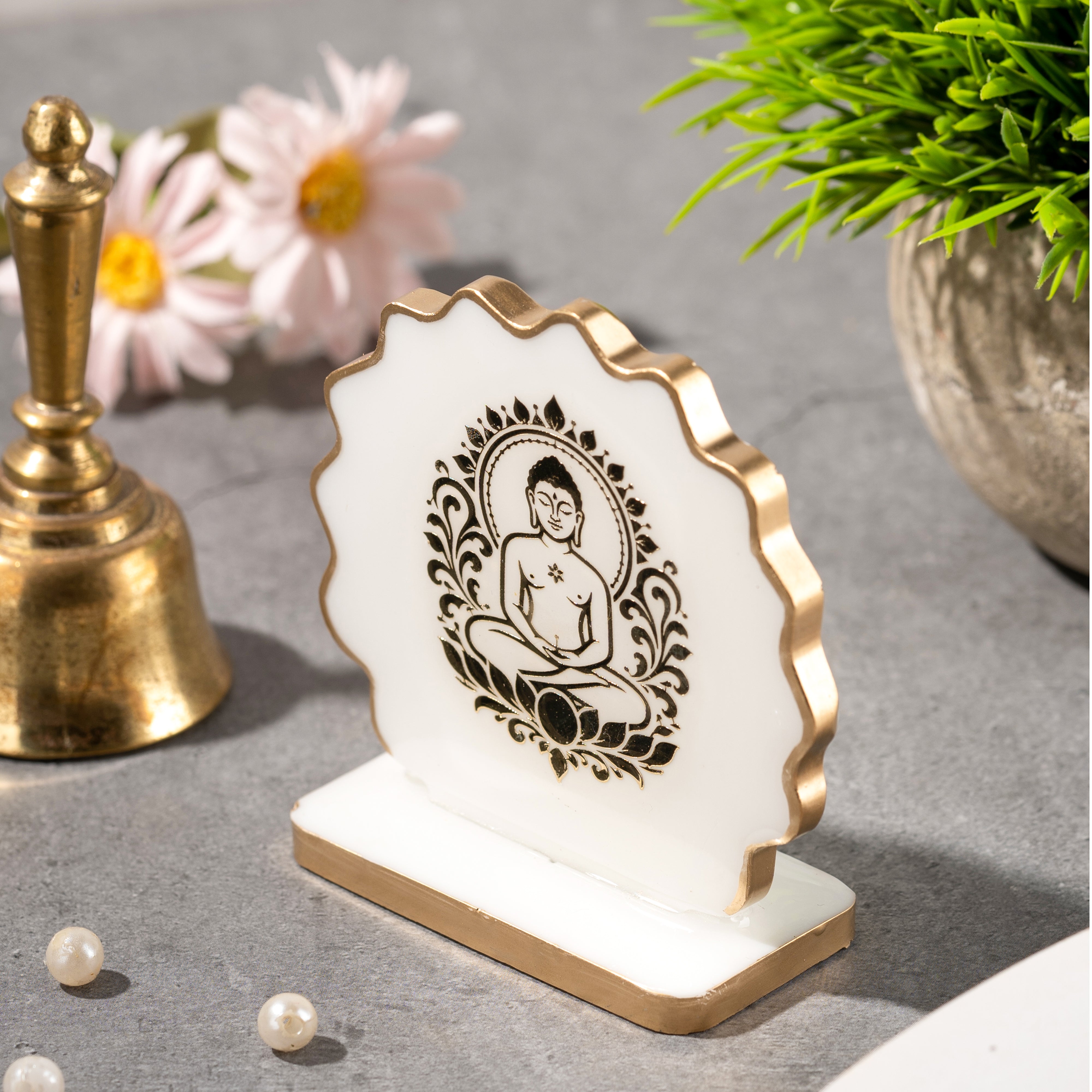 Handcrafted Resin Mahavir Swami Dashboard Idol with Metallic Gold Sticker
